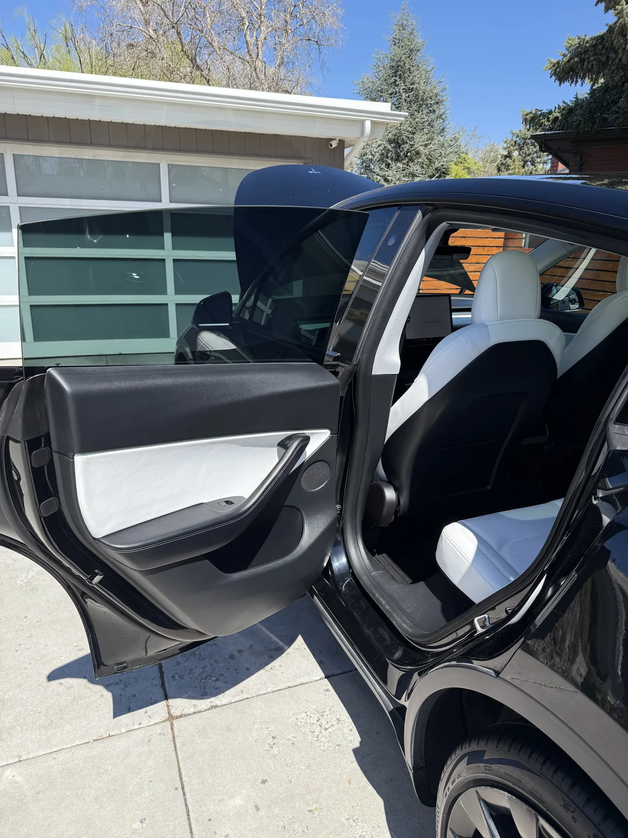 Finish reveal - Ceramic top coat in Sugar House
